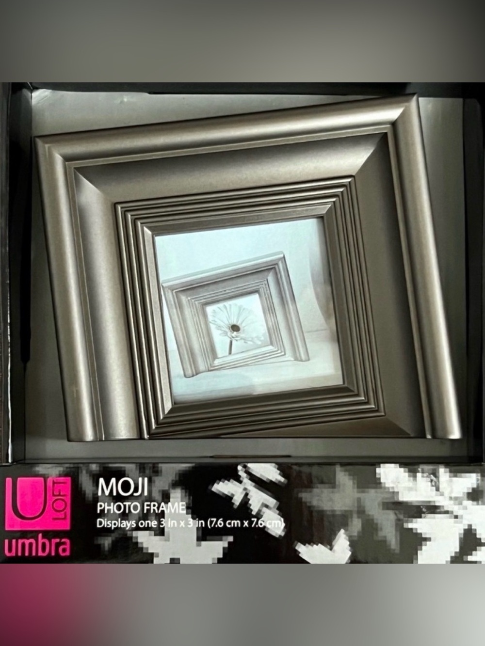 New Umbra Moji Gun Metal Gray 3x3” Tilted Picture Frame